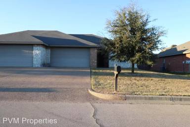 Main picture of 3113 Breton St