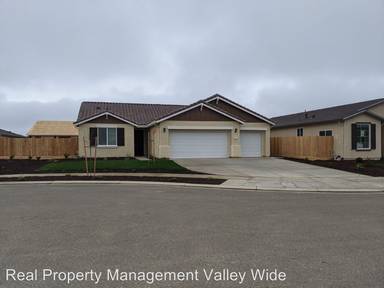 Main picture of 1442 Vanguard Ct