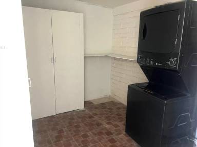 Main picture of 2356 W Las Lomitas