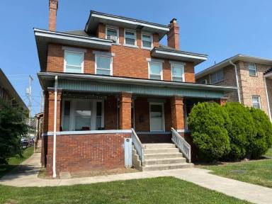 Main picture of 114 E 13th Ave