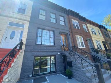 Main picture of 744 Decatur St