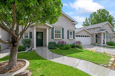 Main picture of 236 E Masters Ct