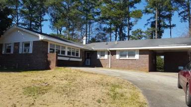 Main picture of 110 Woodley Ave