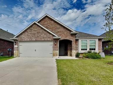 Main picture of 2907 Brady Starr Dr
