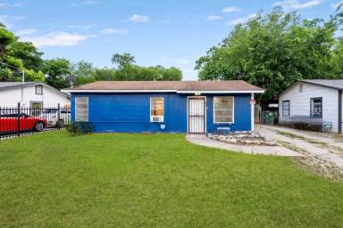 Main picture of 511 Pecan Valley Dr