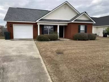 Main picture of 214 Stirling Bridge Dr