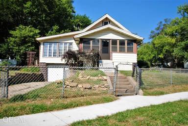 Main picture of 4624 N 47th St