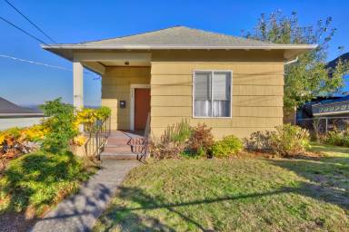 Main picture of 9828 63rd Ave S