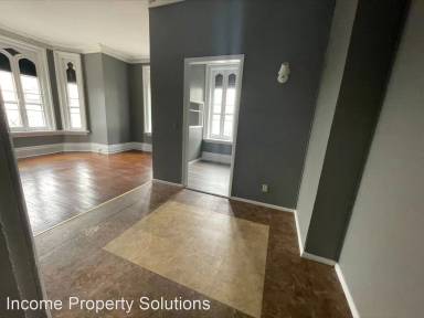 Main picture of 30 Hudson View Ter