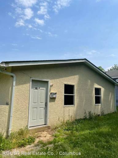 Main picture of 40 W Welch Ave