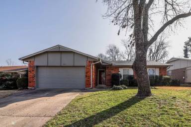 Main picture of 5613 S 85th East Ave