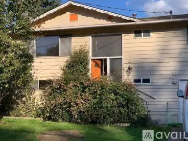 Main picture of 15610 116th Ave SE