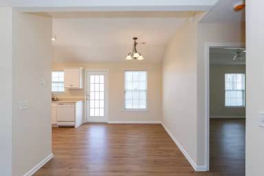 Main picture of 503 Weisenbaker Rd