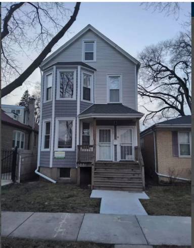 Main picture of 9102 S Kingston Ave