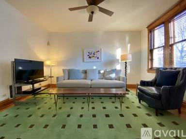 Main picture of 2216 W Palmer St