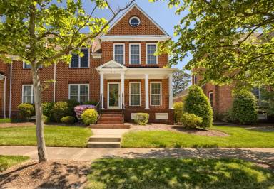 Main picture of 350 Walt Whitman Ave