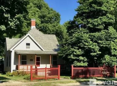 Main picture of 710 S State St