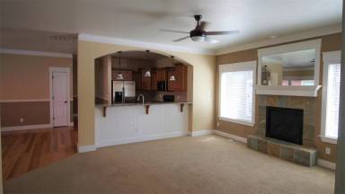Main picture of 3032 S Gunnell Ave