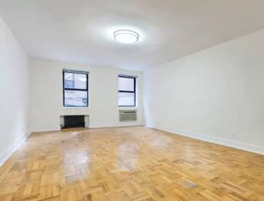 Main picture of 148 W 68th St