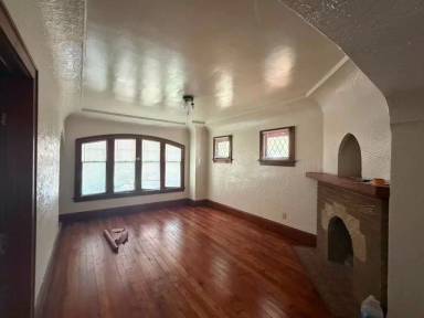 Main picture of 3215 N 53rd St