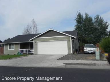 Main picture of 2046 NE Timberwolf Loop