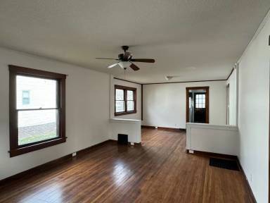 Main picture of 812 S 15th St