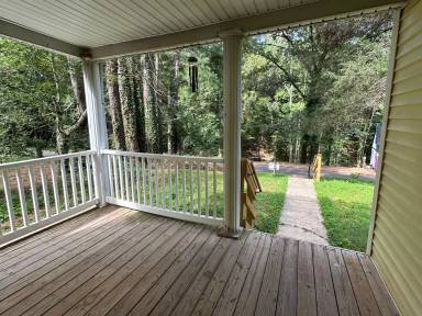 Main picture of 1020 Lindsay St
