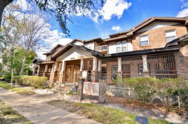 Main picture of 1220 SW 1st Ave