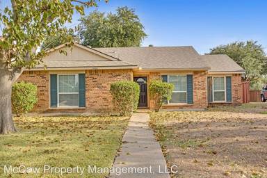 Main picture of 2334 La Costa