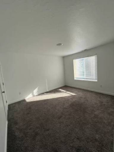 Main picture of 218 N Pier Ct