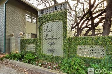 Main picture of 1214 Nacogdoches Rd
