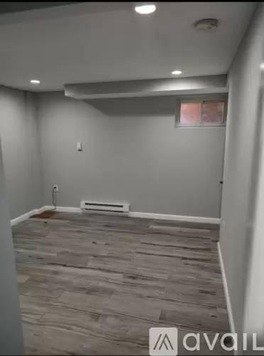Main picture of 71 Victor St NE
