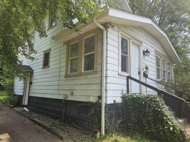 Main picture of 669 Inman St