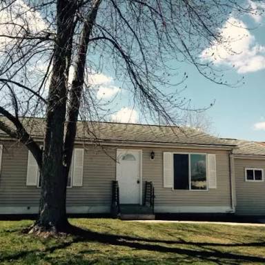 Main picture of 806 Woodlark Dr