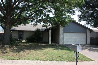 Main picture of 12134 E 37th St