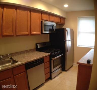 Main picture of 6444 N Hamilton Ave