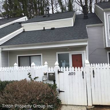 Main picture of 2695 Meadowlawn Dr SE