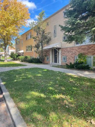 Main picture of 3001 Emerson St