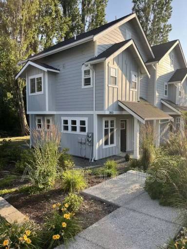 Main picture of Undine Townhomes