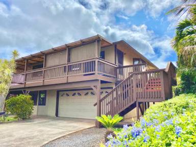 Main picture of 2705 Palalani Pl