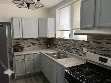 Main picture of 7722 S Phillips Ave