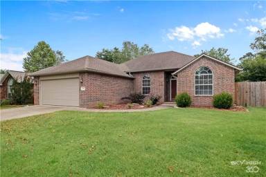 Main picture of 3913 SW Maple Rd