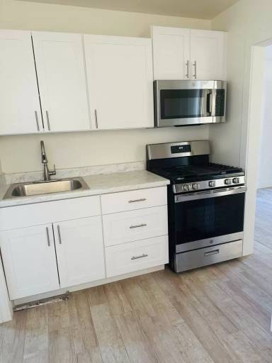 Main picture of 1014 S Santa Fe Ave