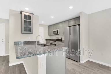 Main picture of 2301 Fox Hollow Dr