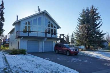 Main picture of 2420 Dylan Dr