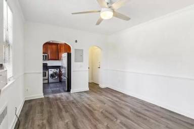 Main picture of 3028 Wisconsin Ave NW