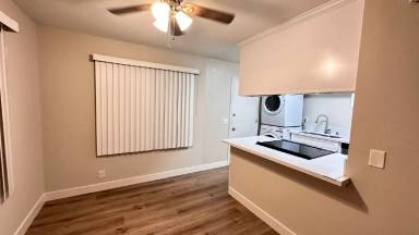 Main picture of 2932 Peppertree Ln