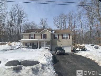 Main picture of 1135 Hunters Woods Dr