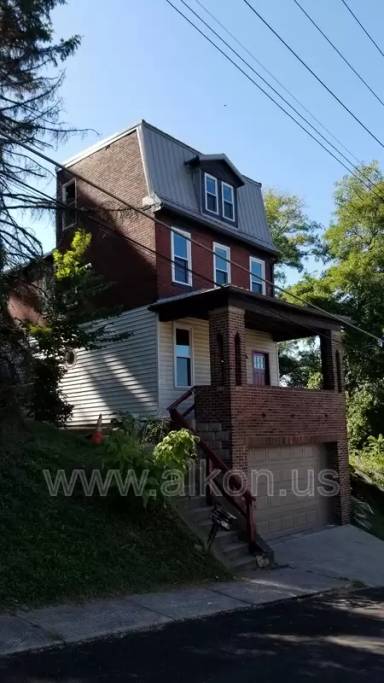 Main picture of 28 Bigelow St