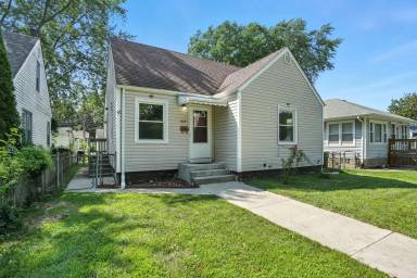 Main picture of 922 Garfield St